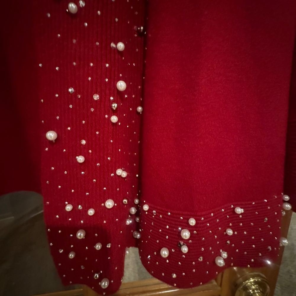 Nu Look Red Cardigan Sweater w/pearls & Crystals around trim sz xl - Picture 5 of 5